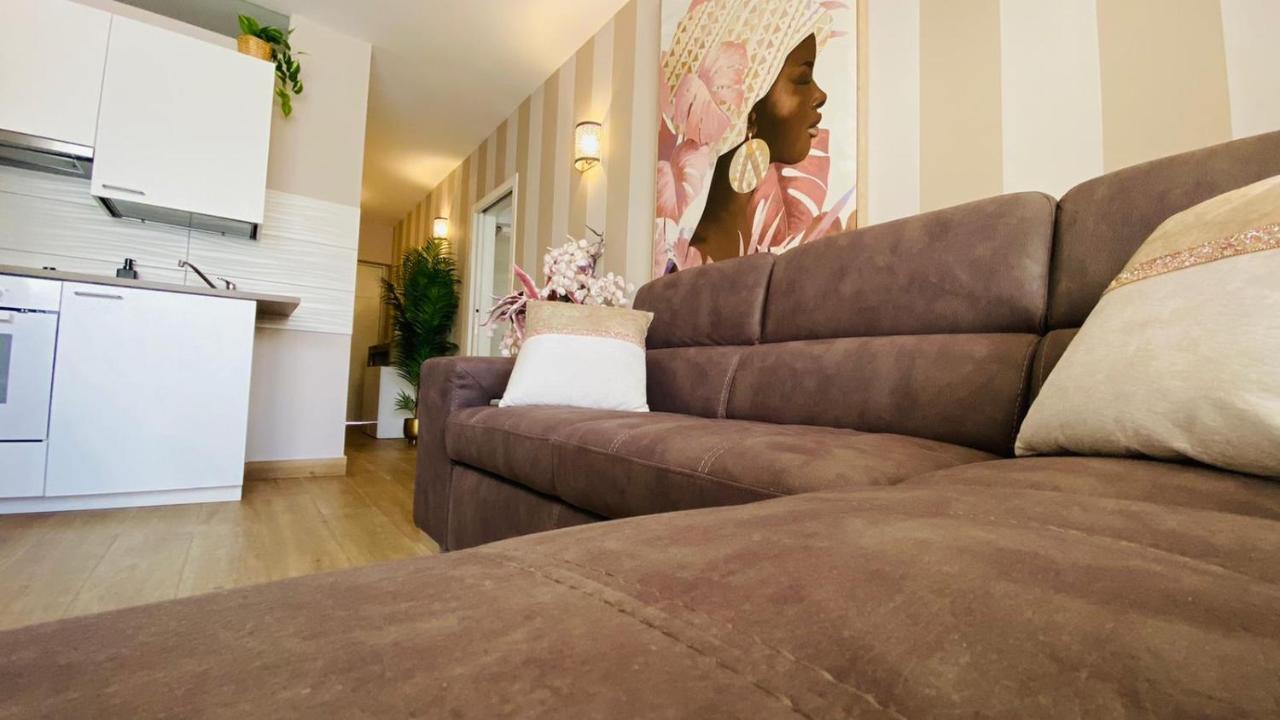Luxury Apartment Fronte Piscina Mareverde A&V Costa Adeje エクステリア 写真